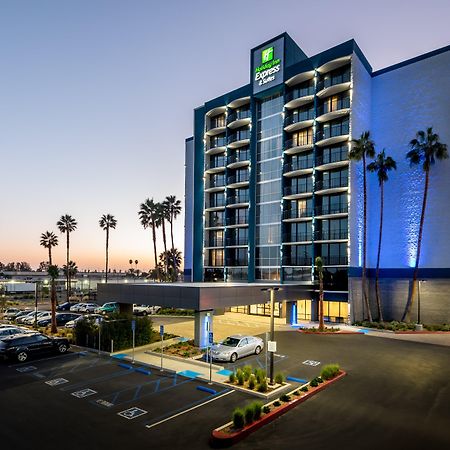 Holiday Inn Express & Suites Santa Ana - Orange County By Ihg المظهر الخارجي الصورة