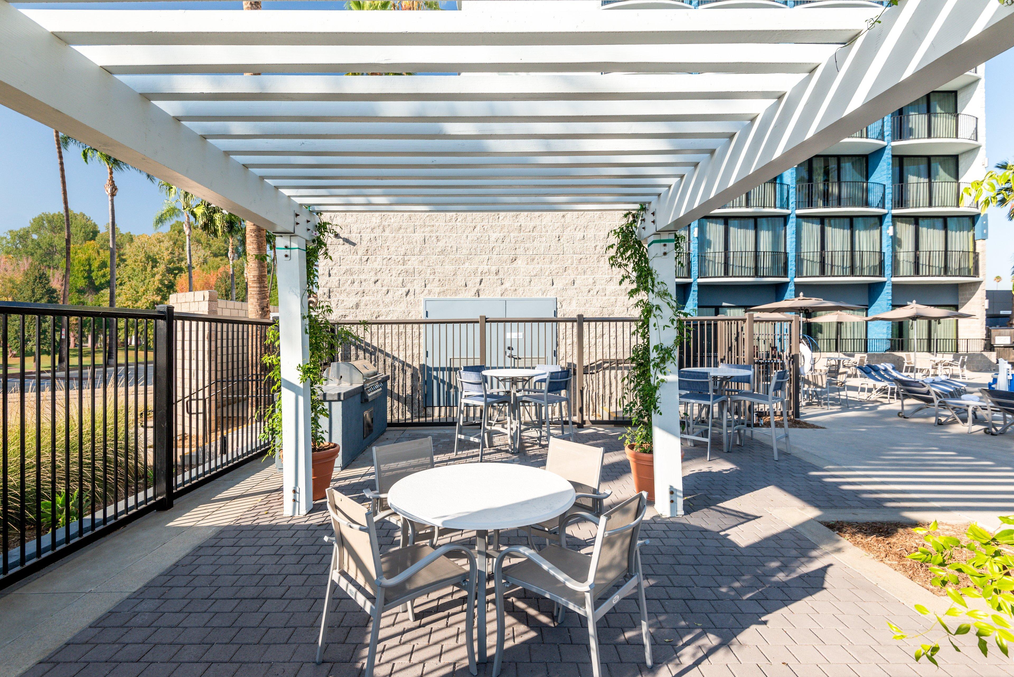 Holiday Inn Express & Suites Santa Ana - Orange County By Ihg المظهر الخارجي الصورة