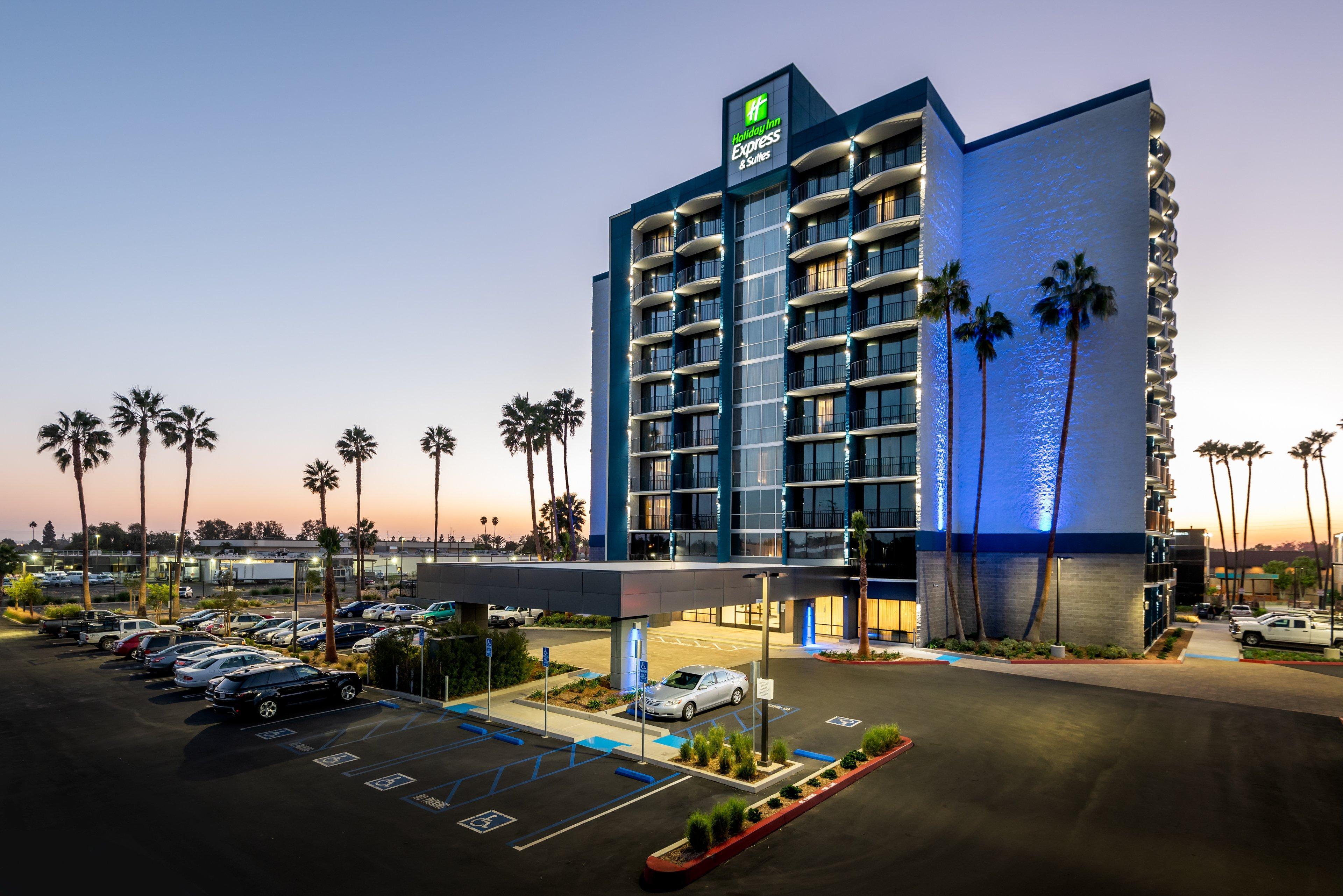 Holiday Inn Express & Suites Santa Ana - Orange County By Ihg المظهر الخارجي الصورة
